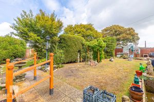 Photo 30- click for photo gallery